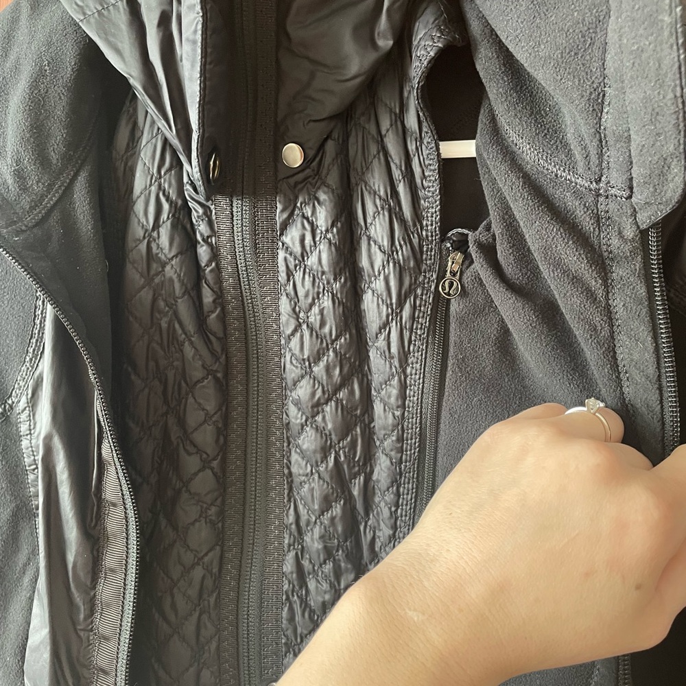 Lululemon Run: Bundle Up Jacket - Removable Linin… - image 6